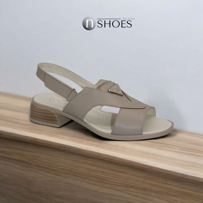 Women's beige sandals Romax Comfort (Ukraine) model 5922