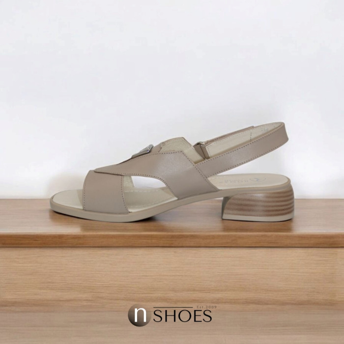 Women's beige sandals Romax Comfort (Ukraine) model 5922