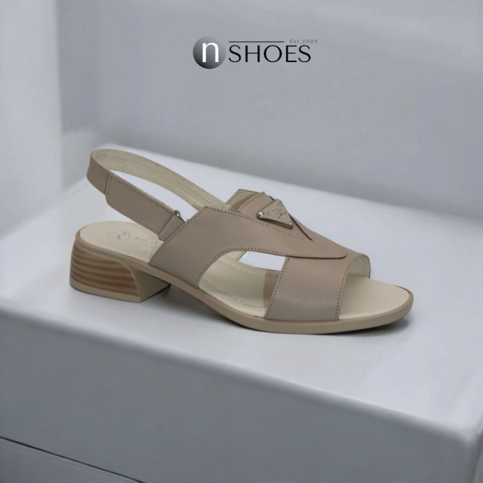 Women's beige sandals Romax Comfort (Ukraine) model 5922