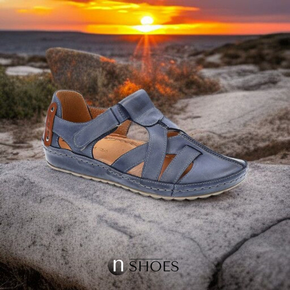 Жіночі босоніжки із закритим носком та п'ятою Steizer (Польща) модель 5925