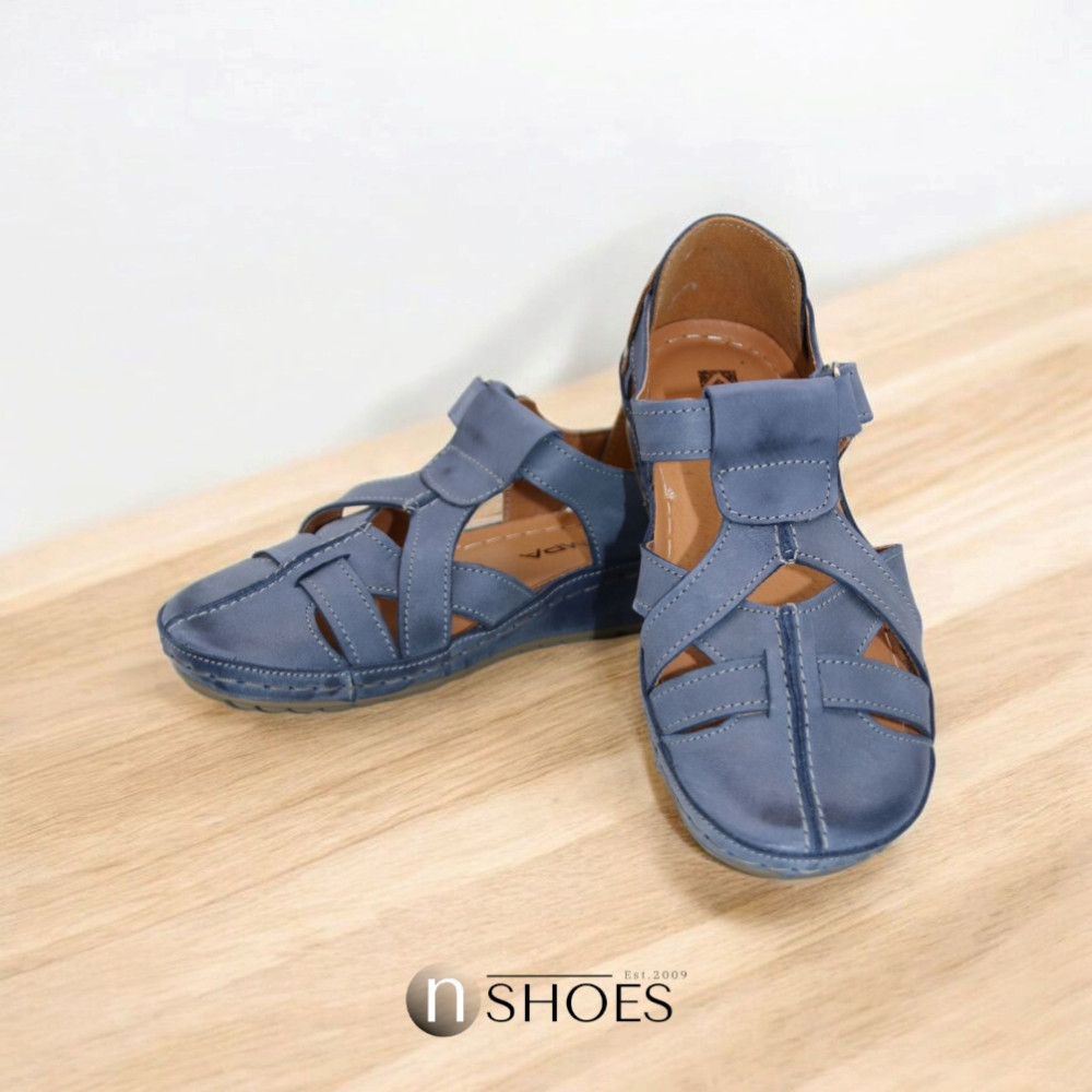 Жіночі босоніжки із закритим носком та п'ятою Steizer (Польща) модель 5925