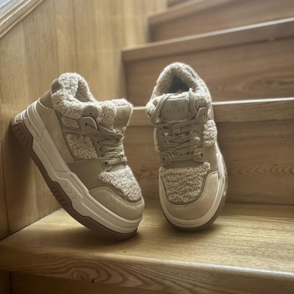 Жіночі зимові кросівки Allsy Lonza модель 5937