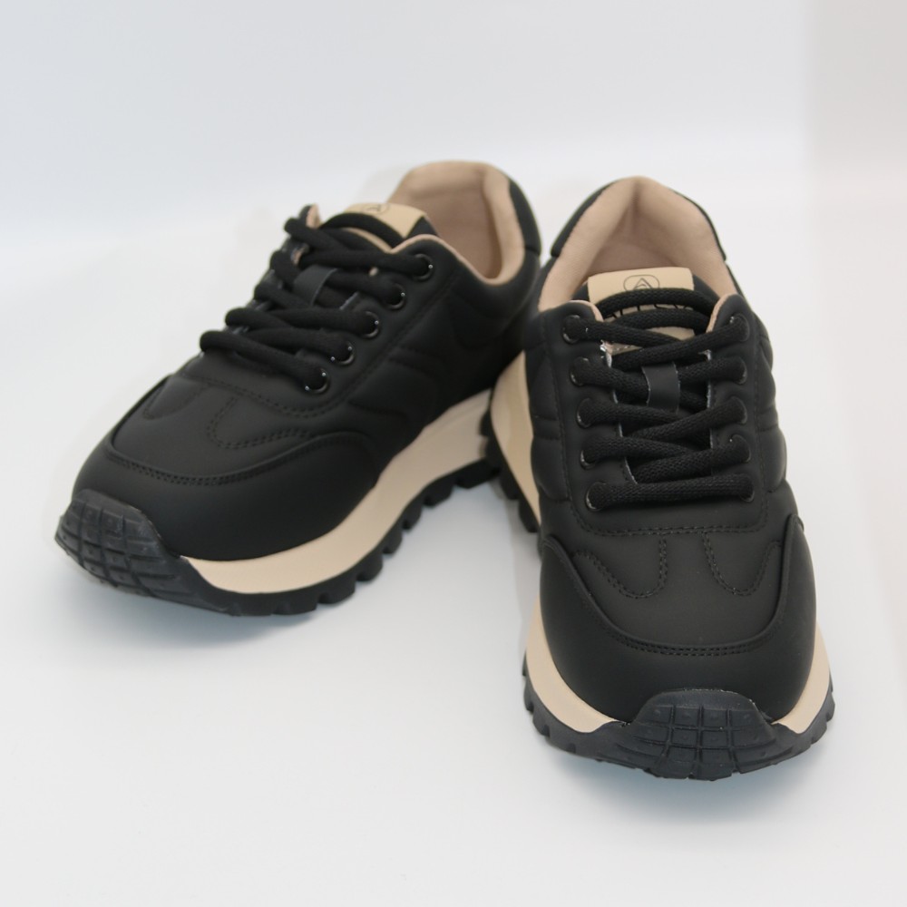 Женские черные кроссовки Allsy Lonza модель 5960