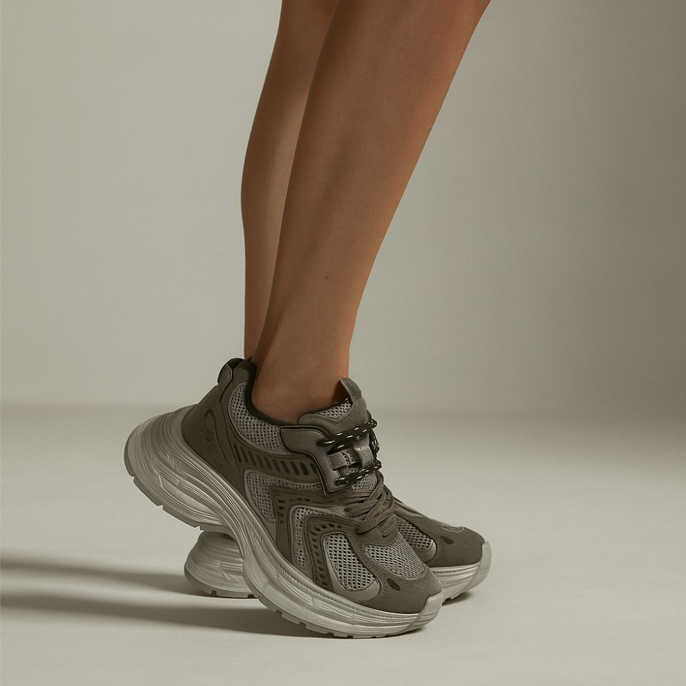 Жіночі сіро-сріблясті кросівки Allsy Lonza модель 5964