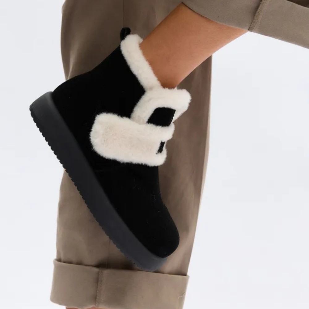 Жіночі чорні лофери Romax Comfort 1033-4V 5984 з натуральної замші