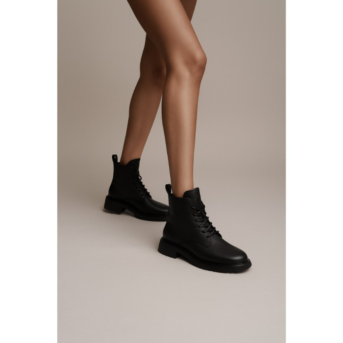 Жіночі черевики Allsy Lonza Black модель 5977