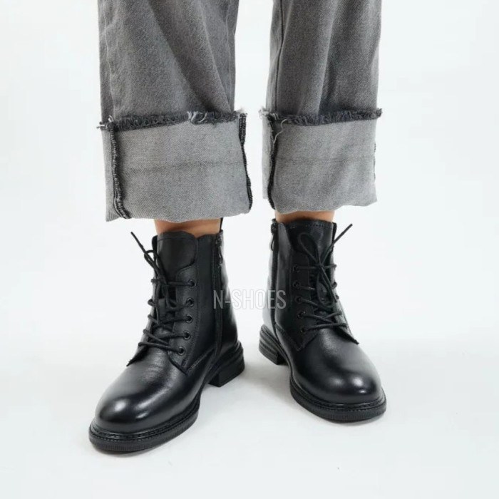Women's boots Allsy Lonza Black model 5977