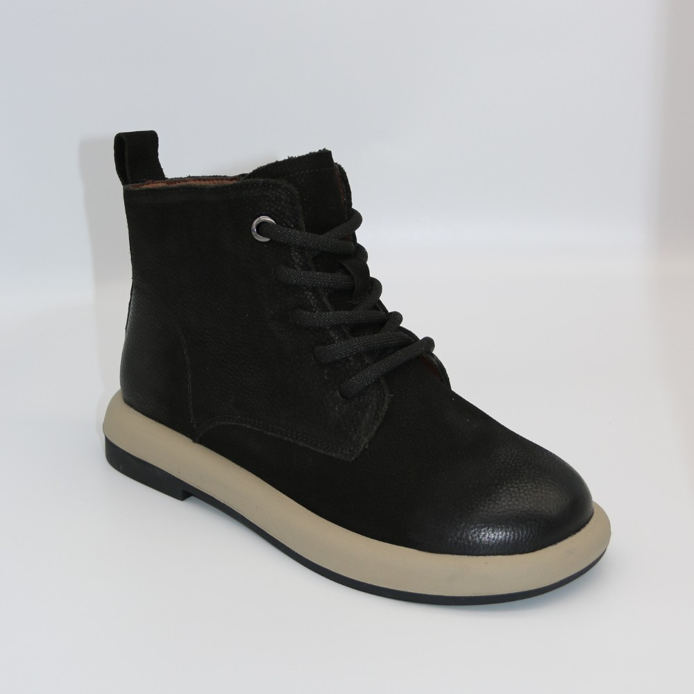 Женские демисезонные ботинки Allsy Lonza 204022 из натурального нубука модель 5988