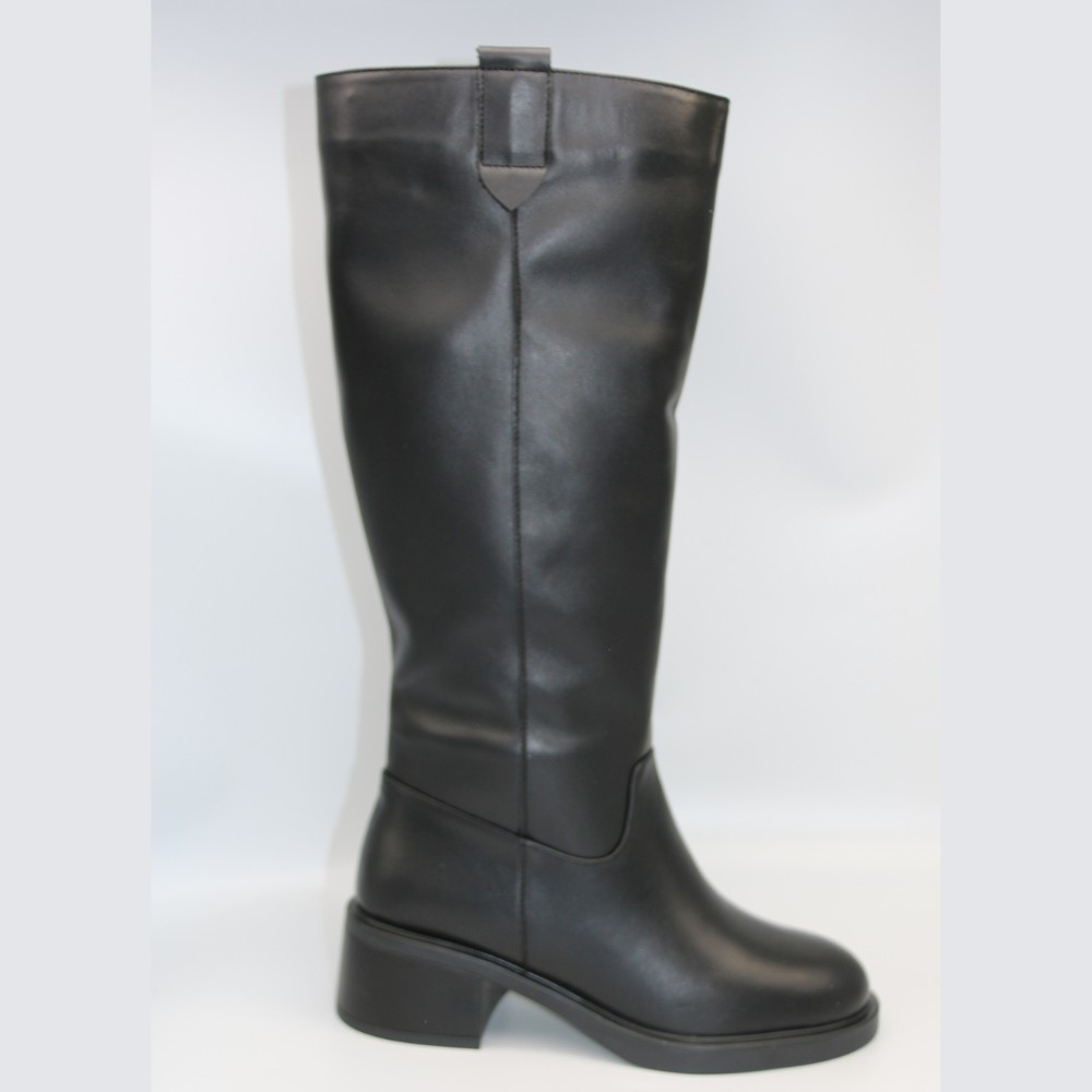 Жіночі чорні шкіряні чоботи Romax Comfort 8191-E 5998 з утепленням