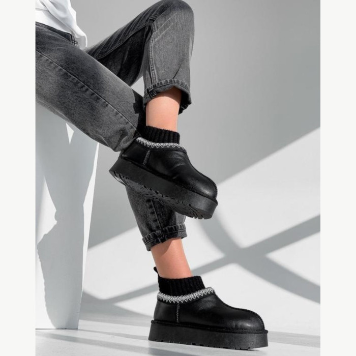 Женские угги Allsy Lonza BLACK 6004: натуральная кожа и шерсть внутри