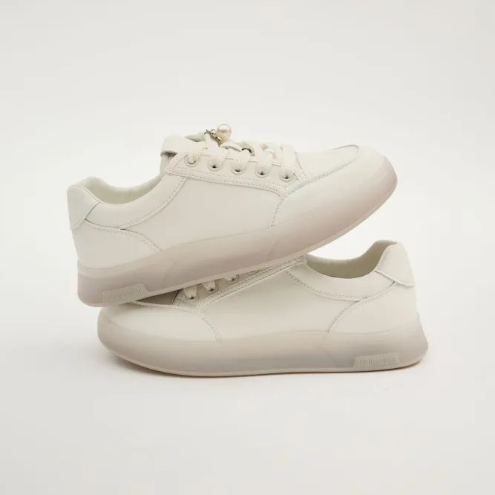 Жіночі білі шкіряні кеди Allsy Lonza 204455 204456 6010 з перловим декором