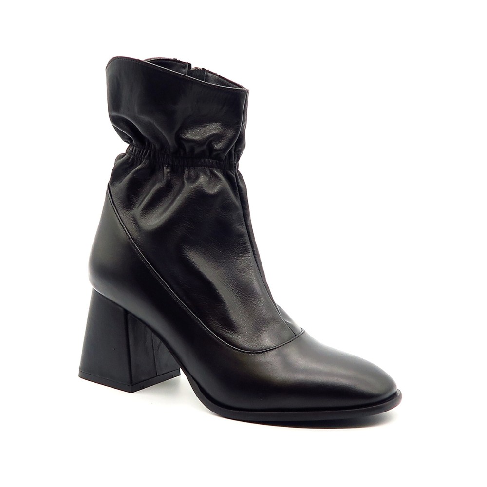 Жіночі чорні ботильйони BOMBONELLA 601.62444 S.A. 12 T SYH 6019 на середньому підборі