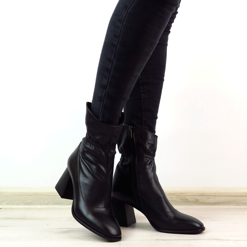 Жіночі чорні ботильйони BOMBONELLA 601.62444 S.A. 12 T SYH 6019 на середньому підборі