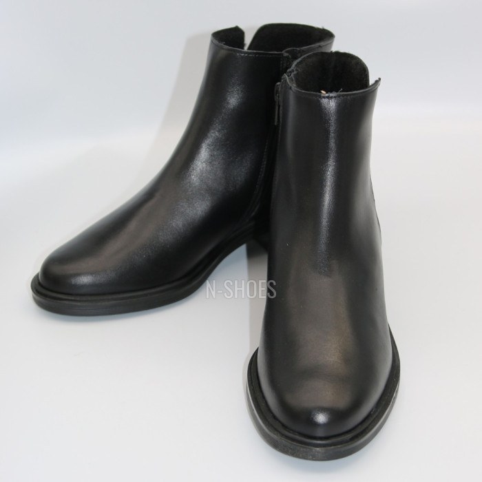 Women’s black leather boots Rylko 3YY95 3YVL9-9TZ-38466 4WVA7 6020 - comfort and style,