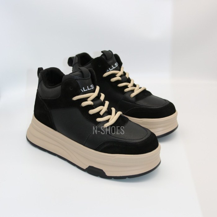 Жіночі зимові кросівки Allsy Lonza 203062 216022 BLACK 6035 чорні, вовняна підкладка