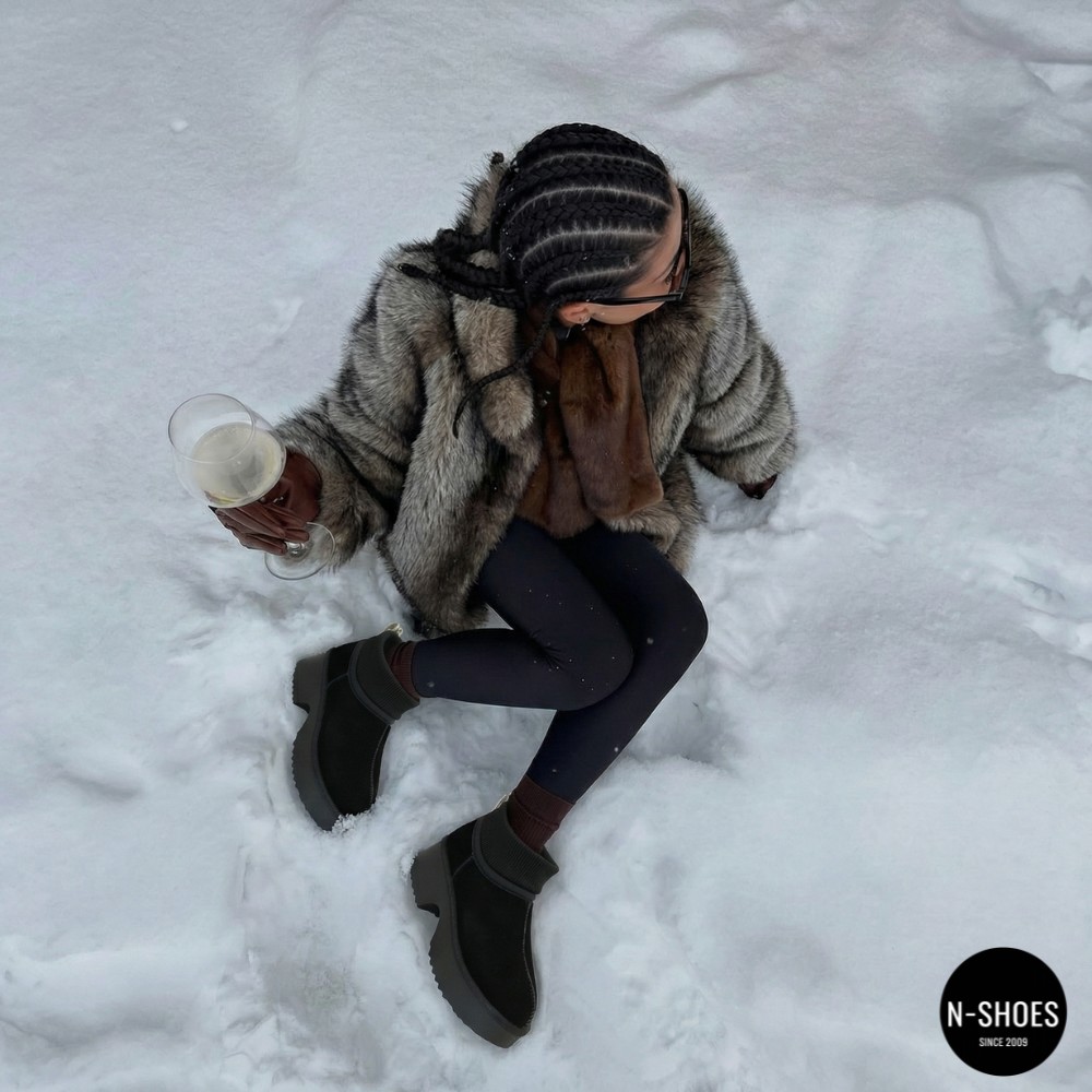 Жіночі зимові уггі Allsy Lonza 204971 201669 8752-1 BLACK 6037 на натуральній вовні