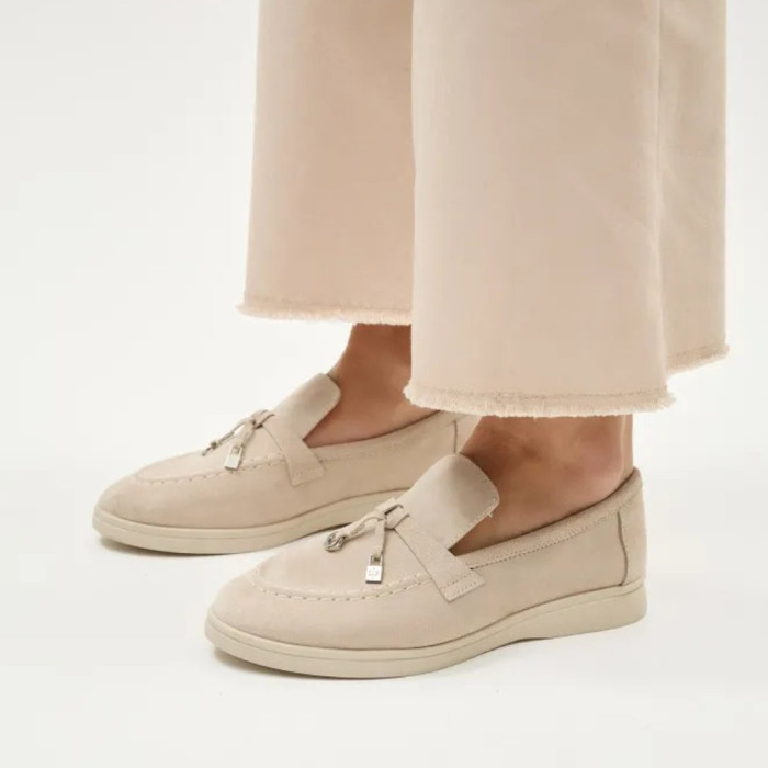 Бежевые замшевые лоферы Loro Piana Summer Charms Walk 206180 1098TZ-A 340-3041-32 C 6228
