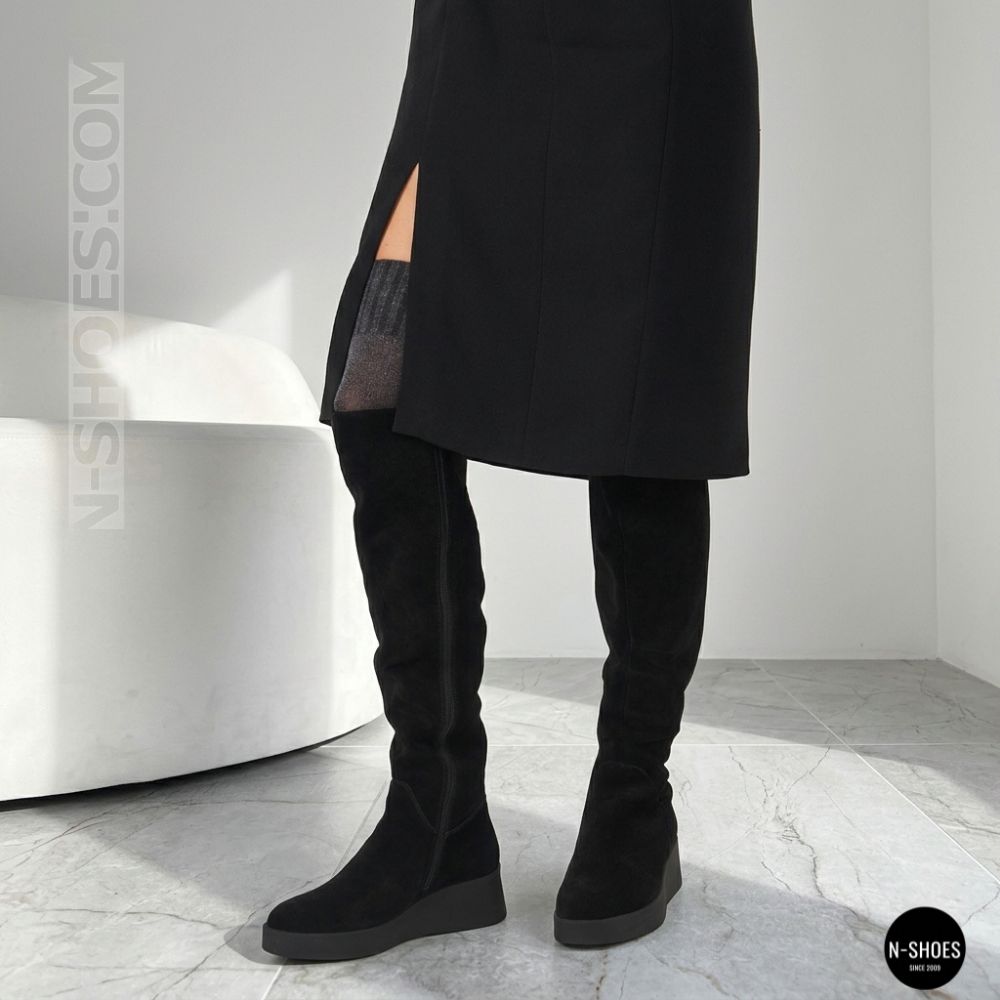 Luxurious Anna Lucci 203257 MX1088-3 Over-the-Knee Boots for Cold Days