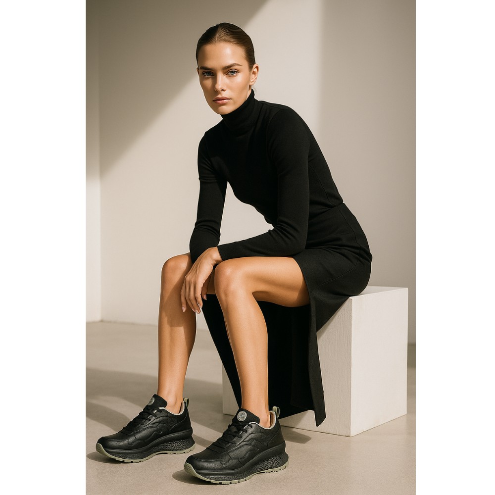 Women’s black leather sneakers Grunberg 148568/26-03 6076 with Thermotex insulation