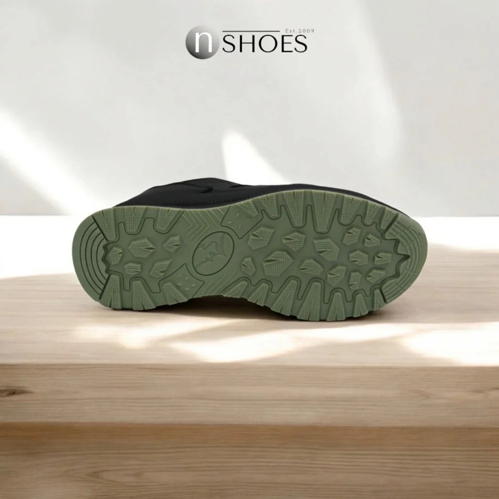 Women’s black leather sneakers Grunberg 148568/26-03 6076 with Thermotex insulation