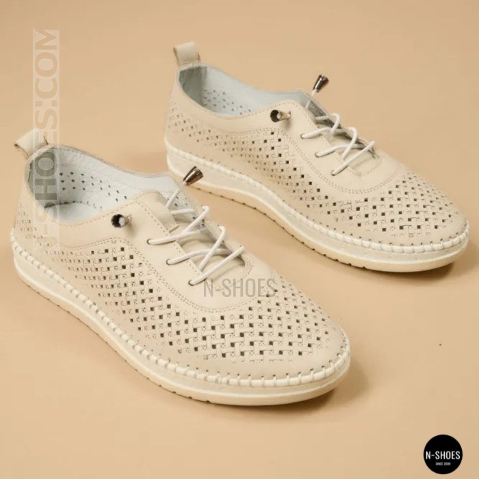 Anna Lucci та Lonza Perforated Leather Loafers