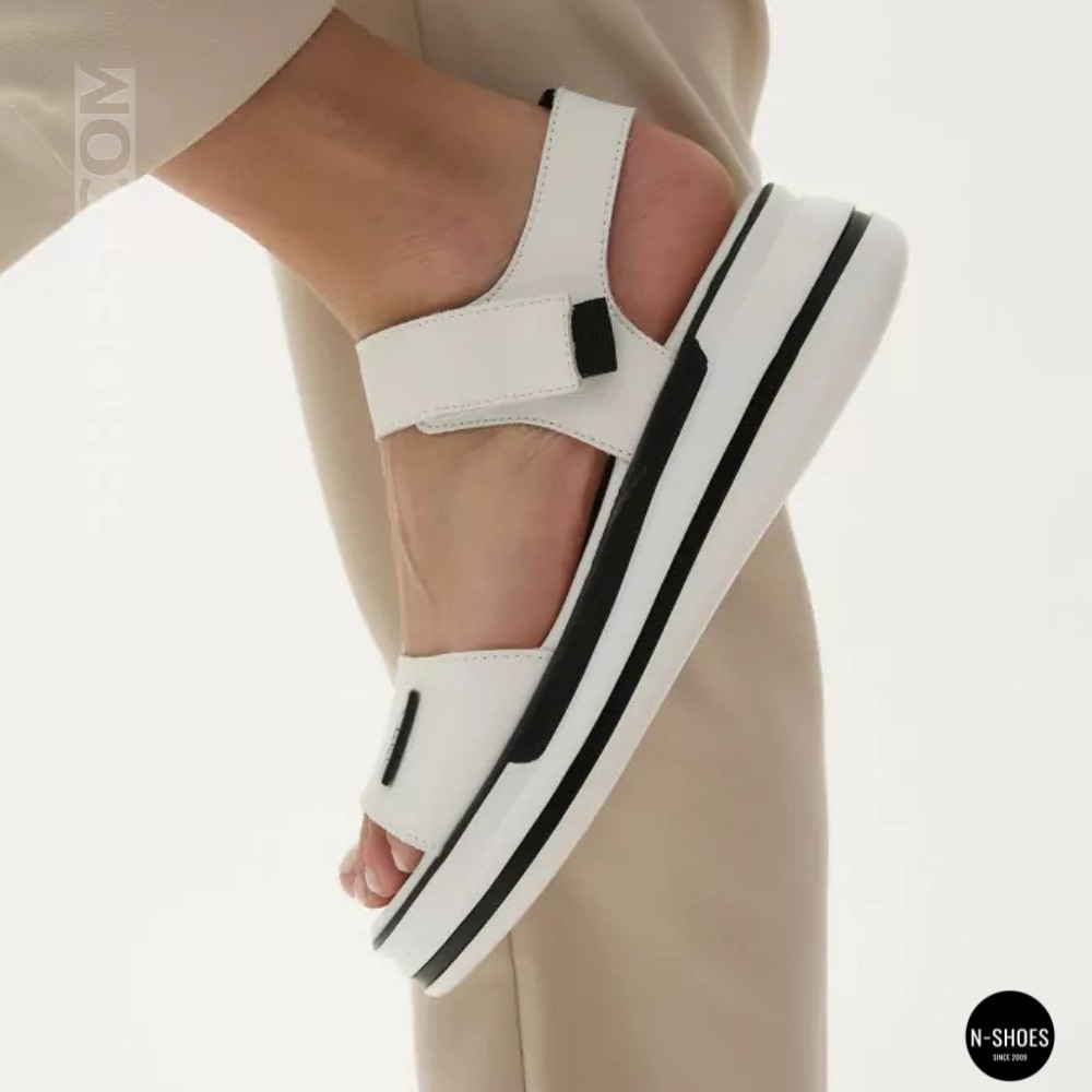 Універсальні жіночі білі шкіряні босоніжки Allsy 207205 2970-1 WHITE lonza 207206 6122