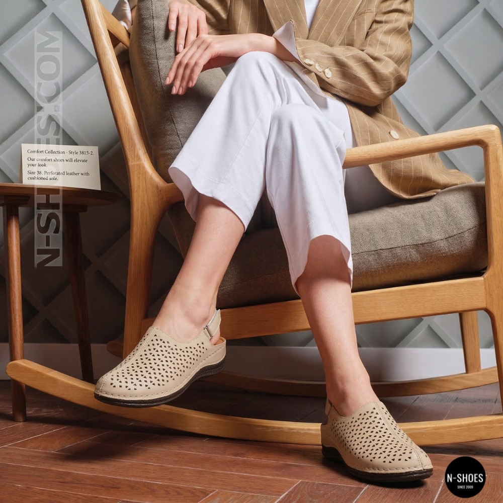 Жіночі бежеві шкіряні босоніжки із закритим носком Allsy Lonza 207212 3815-2 MILK (AY) 2026 6123