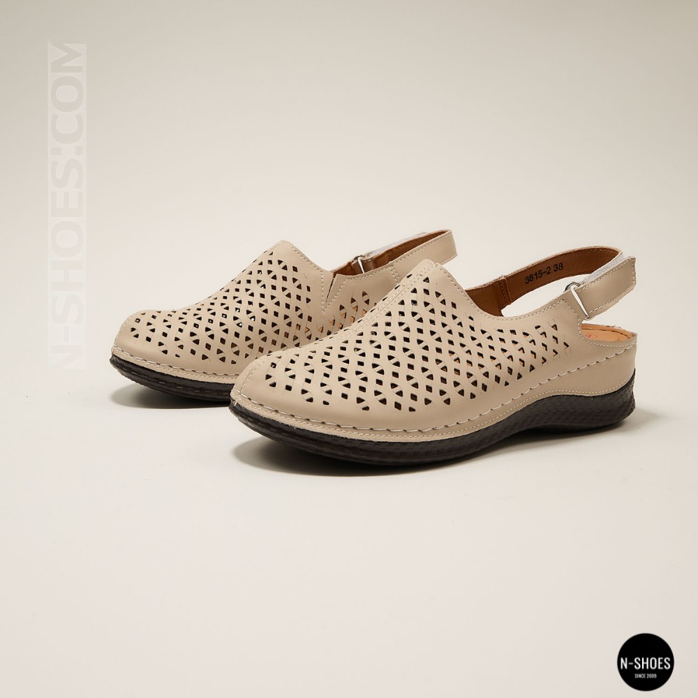 Жіночі бежеві шкіряні босоніжки із закритим носком Allsy Lonza 207212 3815-2 MILK (AY) 2026 6123