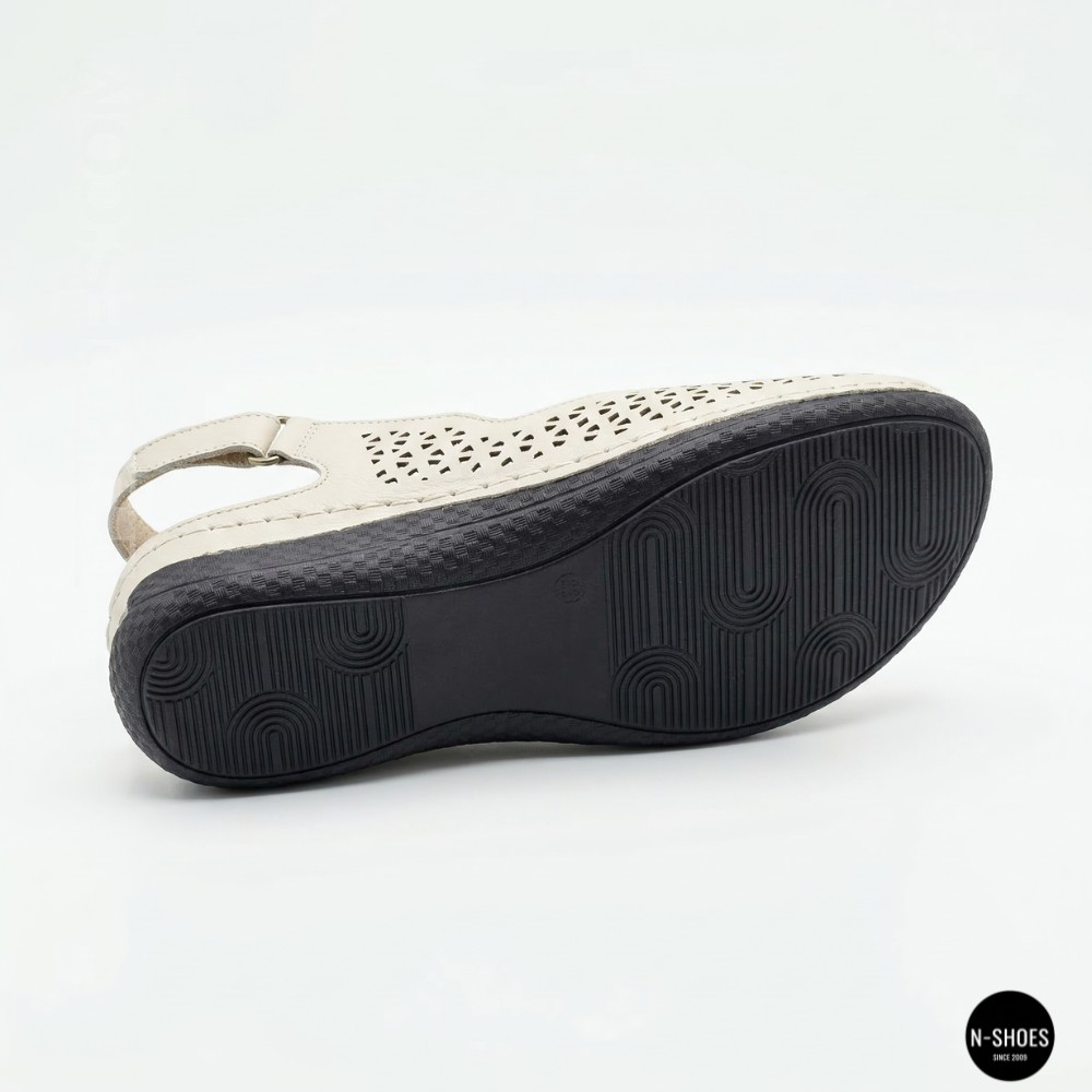 Жіночі бежеві шкіряні босоніжки із закритим носком Allsy Lonza 207212 3815-2 MILK (AY) 2026 6123