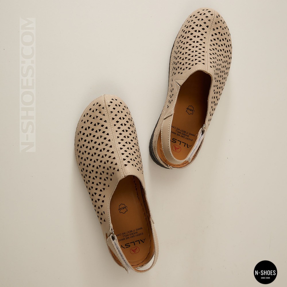 Жіночі бежеві шкіряні босоніжки із закритим носком Allsy Lonza 207212 3815-2 MILK (AY) 2026 6123