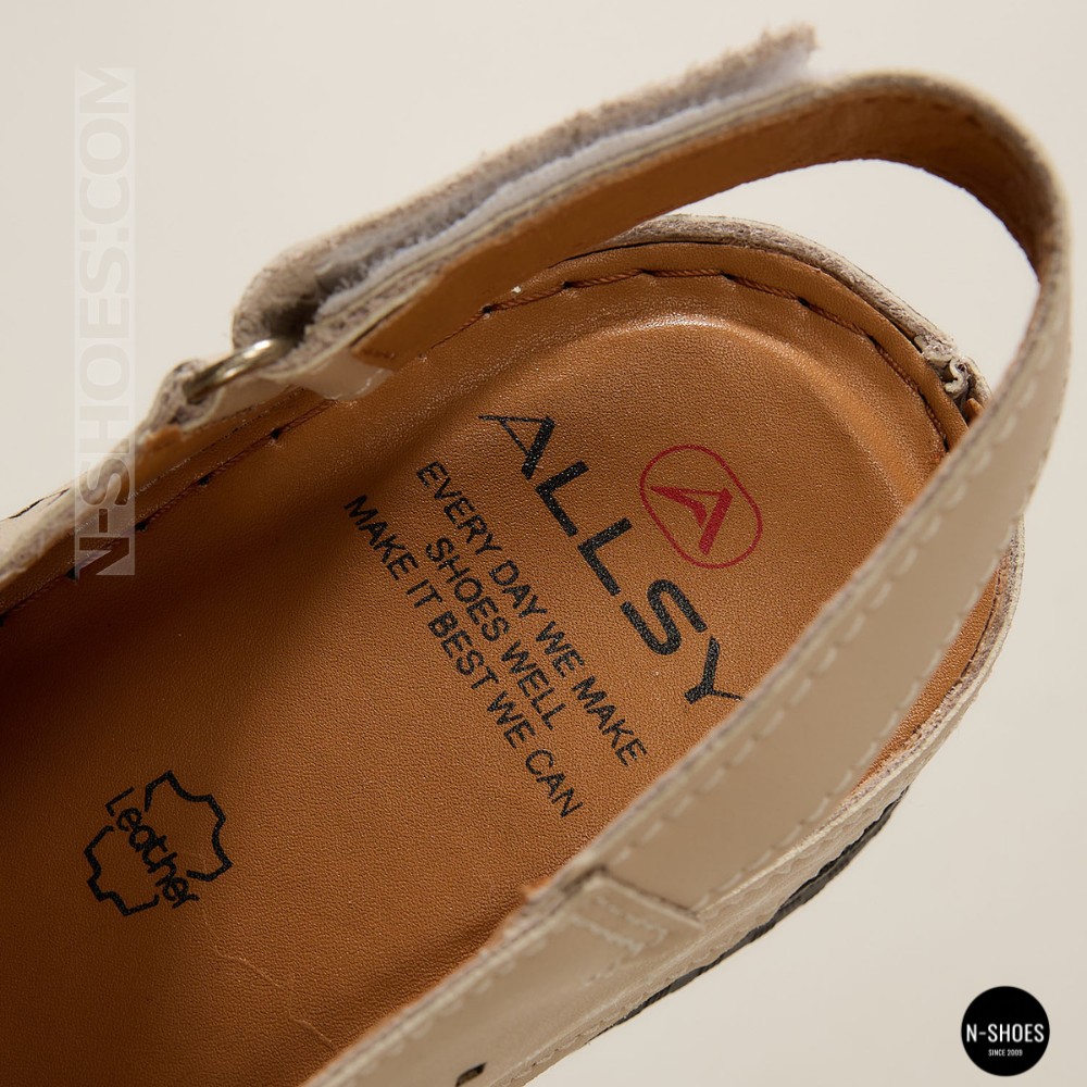 Жіночі бежеві шкіряні босоніжки із закритим носком Allsy Lonza 207212 3815-2 MILK (AY) 2026 6123