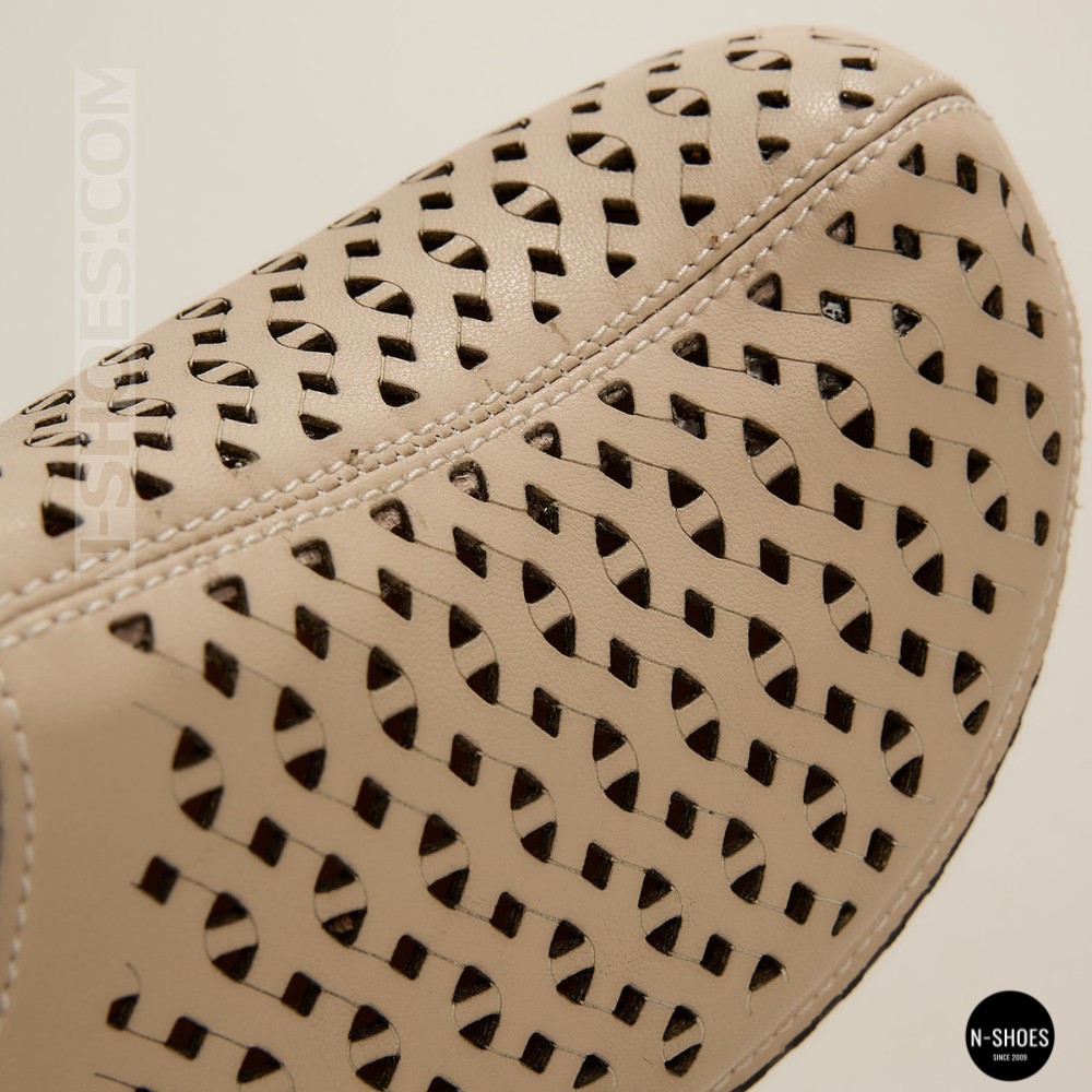 Жіночі бежеві шкіряні босоніжки із закритим носком Allsy Lonza 207212 3815-2 MILK (AY) 2026 6123