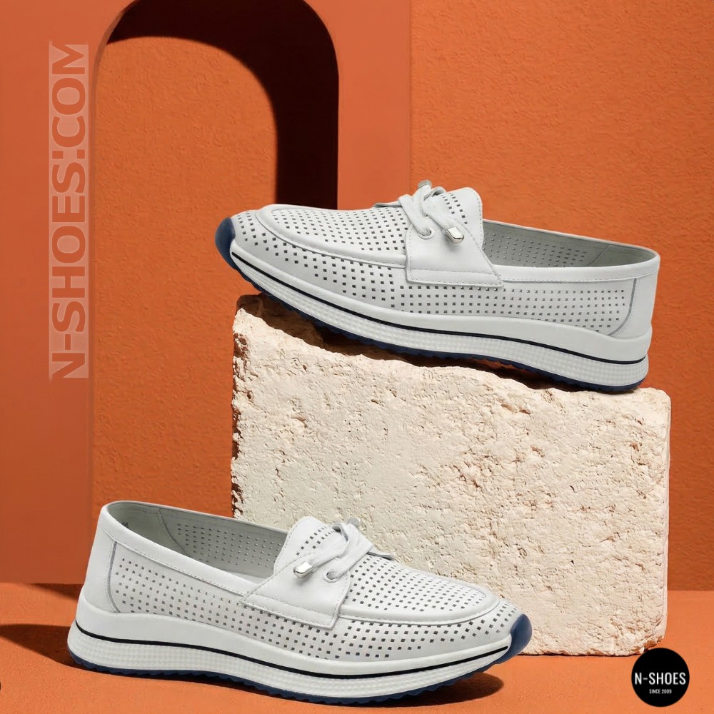 Жіночі білі шкіряні мокасини з перфорацією та комфортною шнурівкою Allsy 207258 A09-7721-1 WHITE lonza 207259 6126