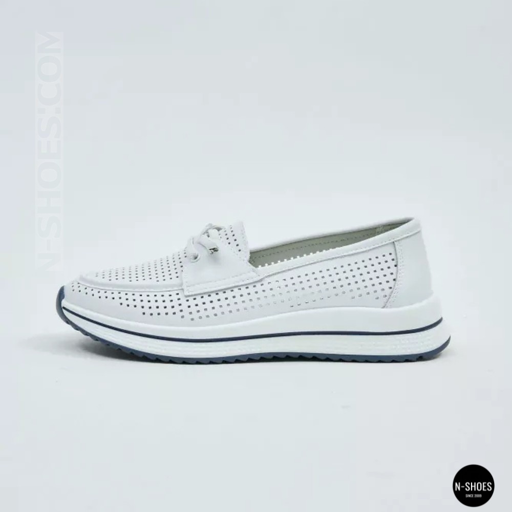Жіночі білі шкіряні мокасини з перфорацією та комфортною шнурівкою Allsy 207258 A09-7721-1 WHITE lonza 207259 6126