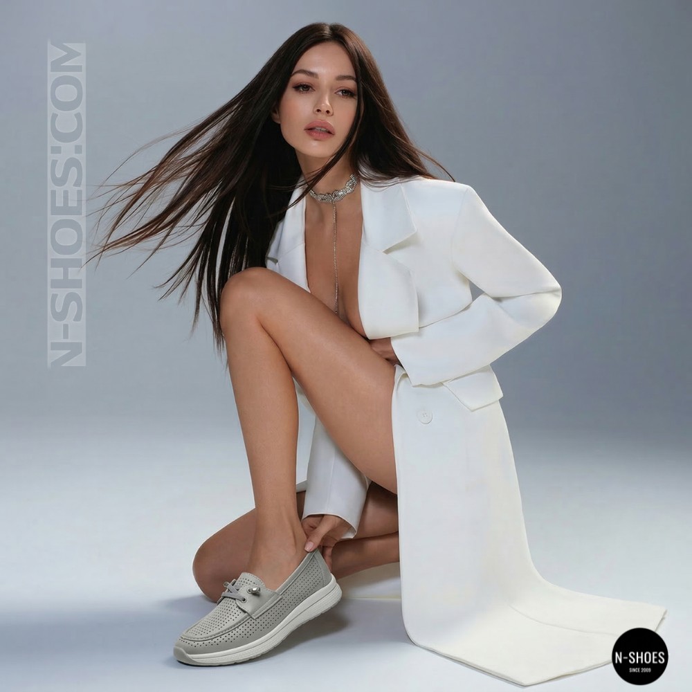 Жіночі сірі шкіряні мокасини з перфорацією Allsy Lonza 207262 A09-7721-4 GREY 207263 6127