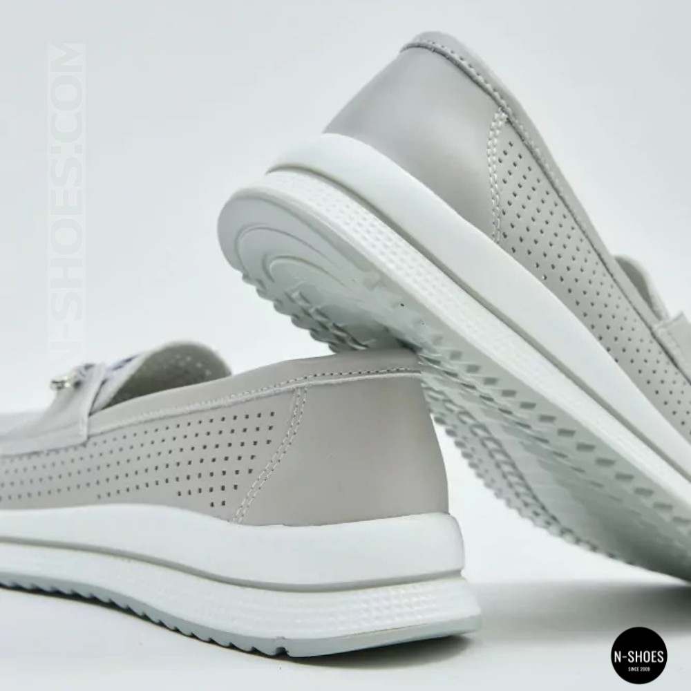 Жіночі сірі шкіряні мокасини з перфорацією Allsy Lonza 207262 A09-7721-4 GREY 207263 6127