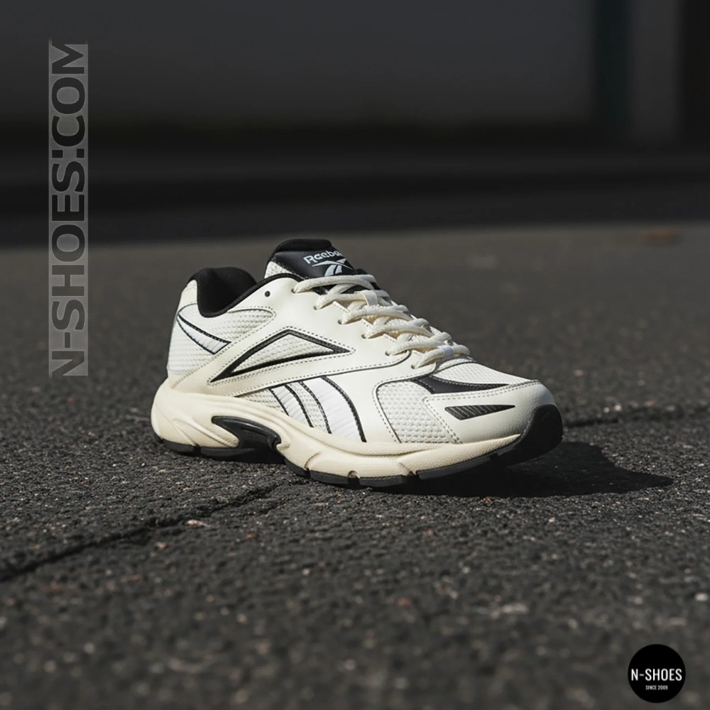 Жіночі світло-чорні кросівки Reebok CEO-ROAD PRIME 100208662 Écru 6132