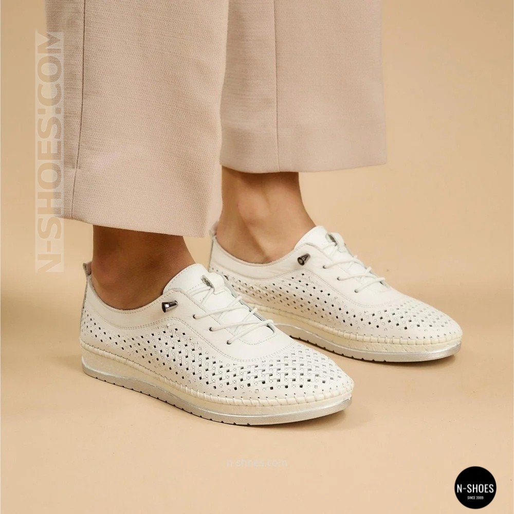 Белые кожаные мокасины с перфорацией Anna Lucci 211808 1800 white lonza 214365 AP 6139 от турецкого производителя