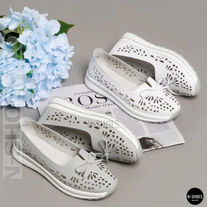 Women's White Perforated Leather Moccasins Allsy 208174 l2-5273-1 lonza white AY 6143