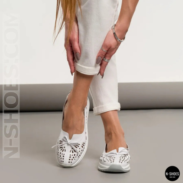 Женские белые кожаные мокасины с перфорацией Allsy 208174 l2-5273-1 lonza white AY 6143
