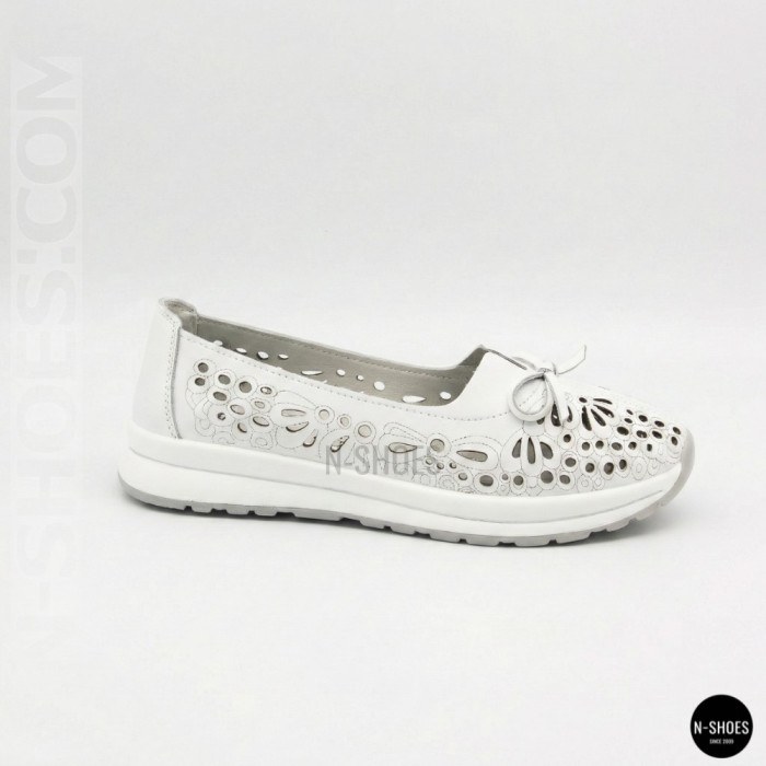 Women's White Perforated Leather Moccasins Allsy 208174 l2-5273-1 lonza white AY 6143