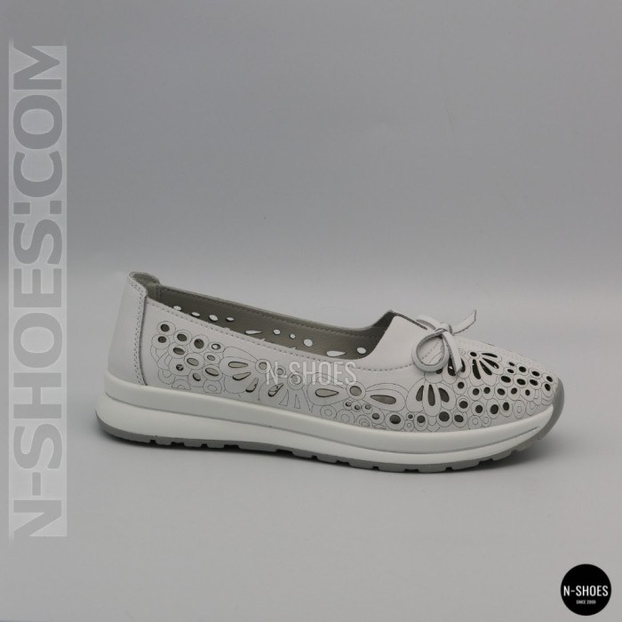 Women's White Perforated Leather Moccasins Allsy 208174 l2-5273-1 lonza white AY 6143