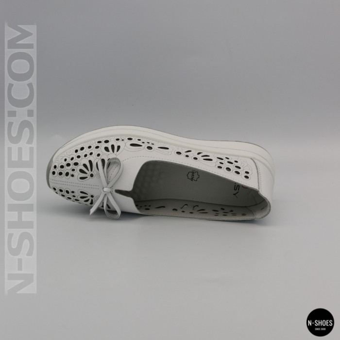 Женские белые кожаные мокасины с перфорацией Allsy 208174 l2-5273-1 lonza white AY 6143