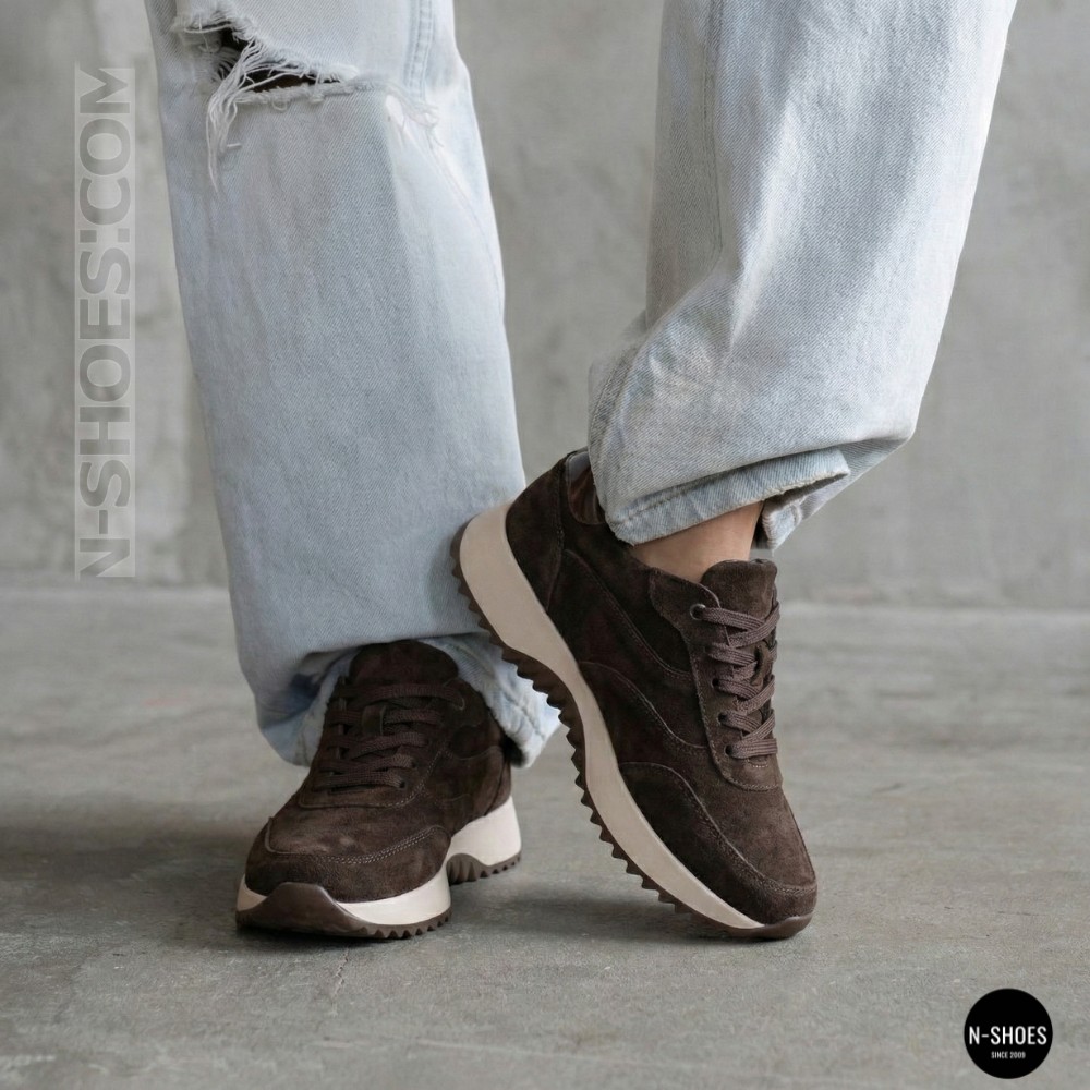 Шоколадні кросівки Romax Comfort 1361-10v 6149