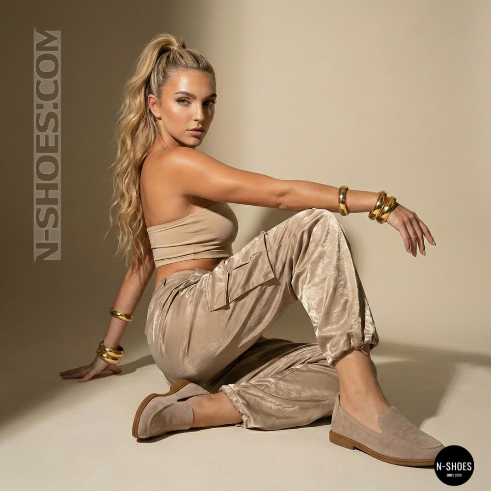 Жіночі замшеві лофери Allsy Lonza 210945 v1197-g20-9 beige 6151 у стилі Canal Loafer від бренду The Row