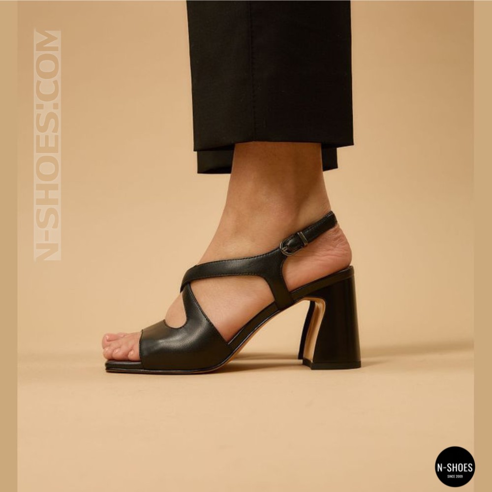 Жіночі чорні туфлі-босоніжки на підборах Fabio Monelli 207708 K781-L877-P22A Black 6154