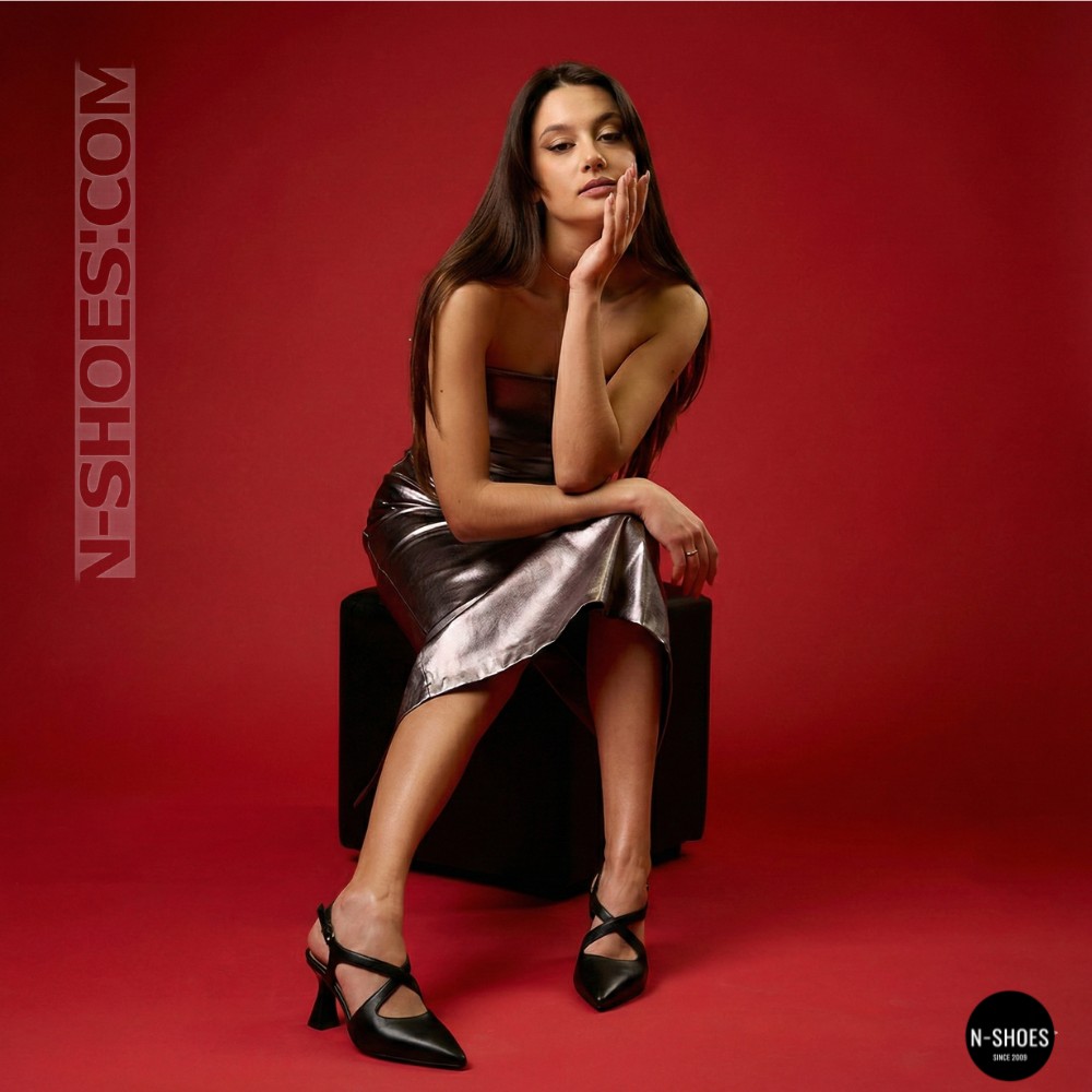 Жіночі чорні туфлі-босоніжки на стійкому каблуці французькому Fabio Monelli 212267 22a649-a288-y314ts black fm 6169