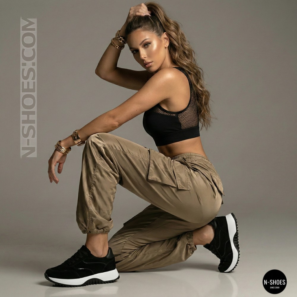 Жіночі чорні замшеві кросівки на танкетці Romax Comfort 1361-4v 6173