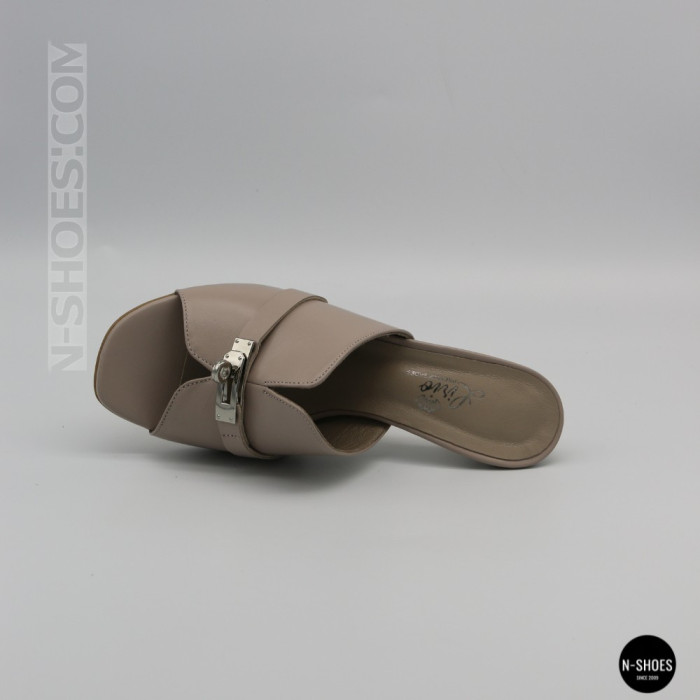 Бежеві шкіряні сабо Lirio L 0477-6058-75 capuchino 6185 в стилі Brunello Cucinelli