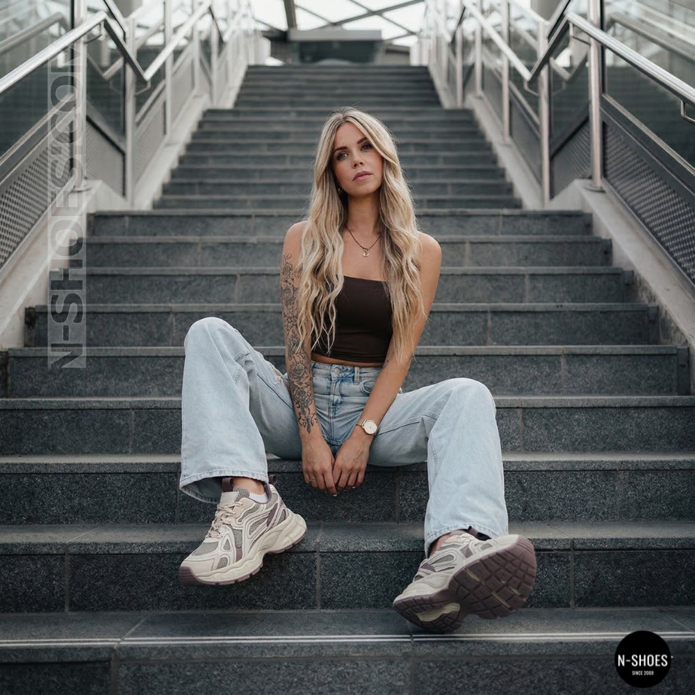 Жіночі кросівки Lonza NY 212978 25z51d273-5 6191 фіолетові у стилі Asics